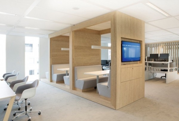 Thiết kế nội thất văn phòng đơn giản – sang trọng – hiện đại