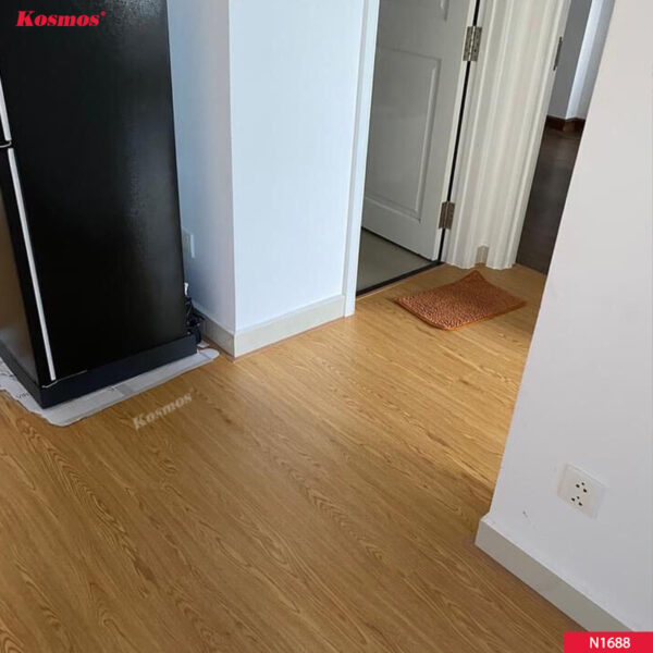 N1688 2